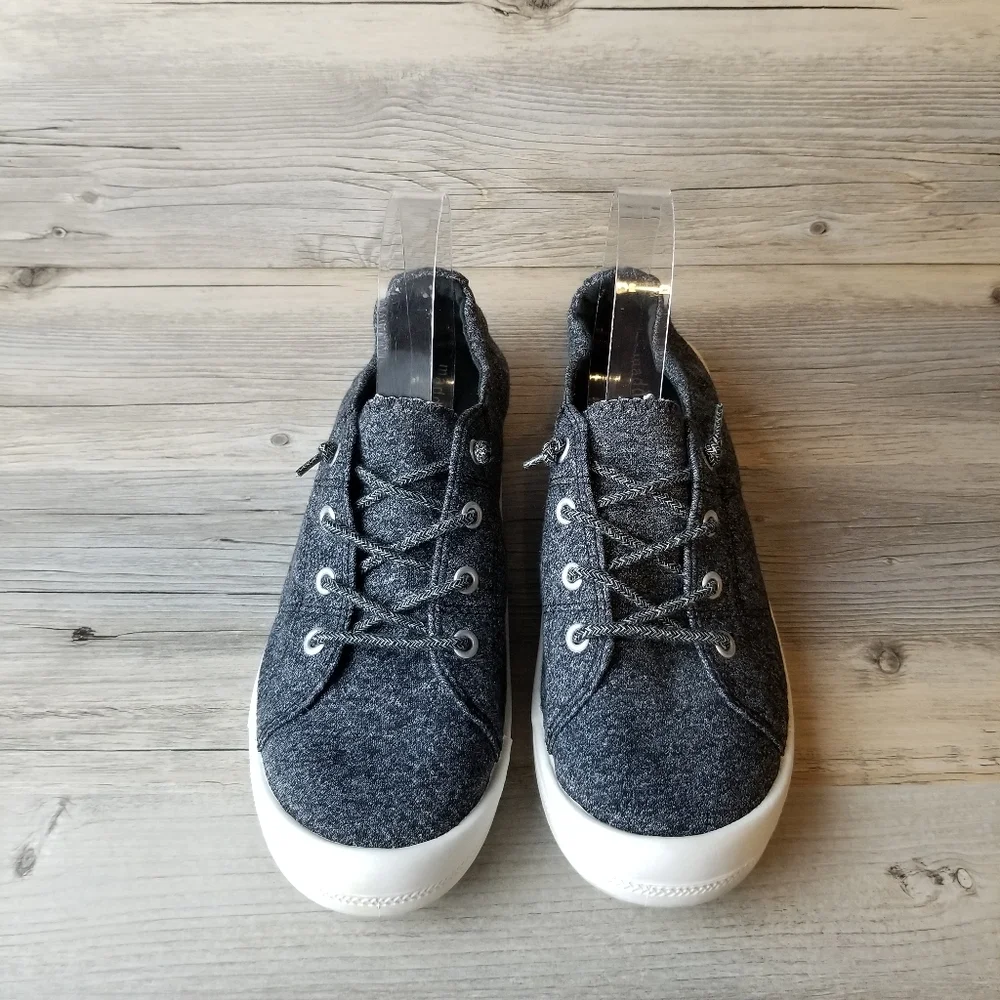 Madden Girl Bailey H Lace Up Sneakers